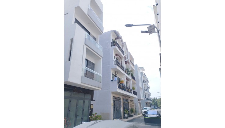 Nhà mới Views Tô Hiệu - Hòa Bình 52m2  - 5 tầng mới - HXH 6m